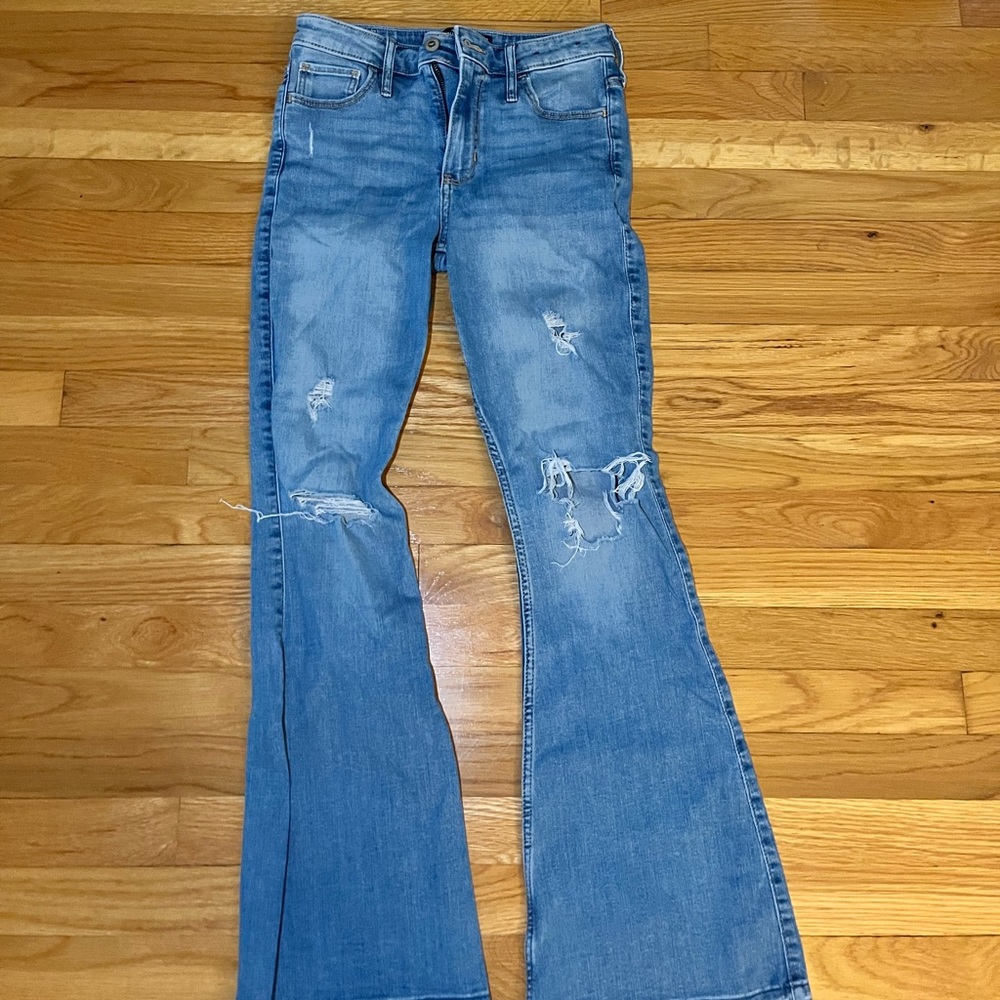 Hollister Flare Jeans SIZE 5/27W